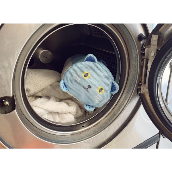 Kikkerland Katze Wäschesack Netz Blau Handy Cat Laundry Bag 25 x 15,5 x 2,5 cm