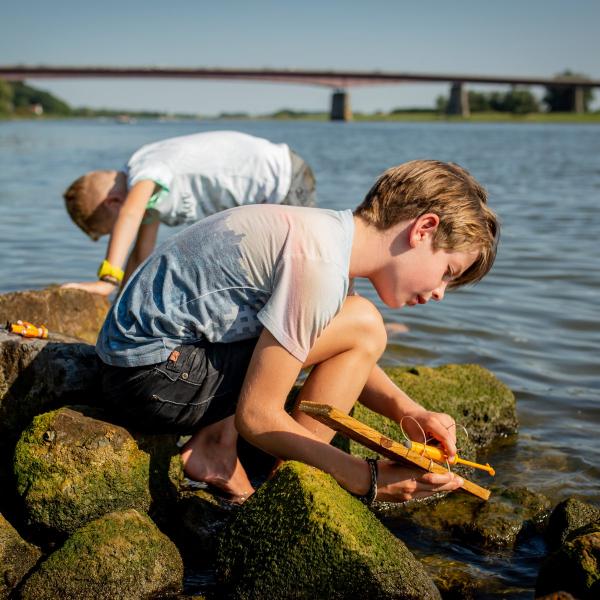 Huckleberry Kinderspielzeug Bootsmotor wasserdicht - Bau dein eigenes Motorboot